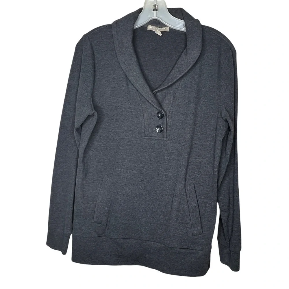 Banana Republic‎ Pullover Shirt
